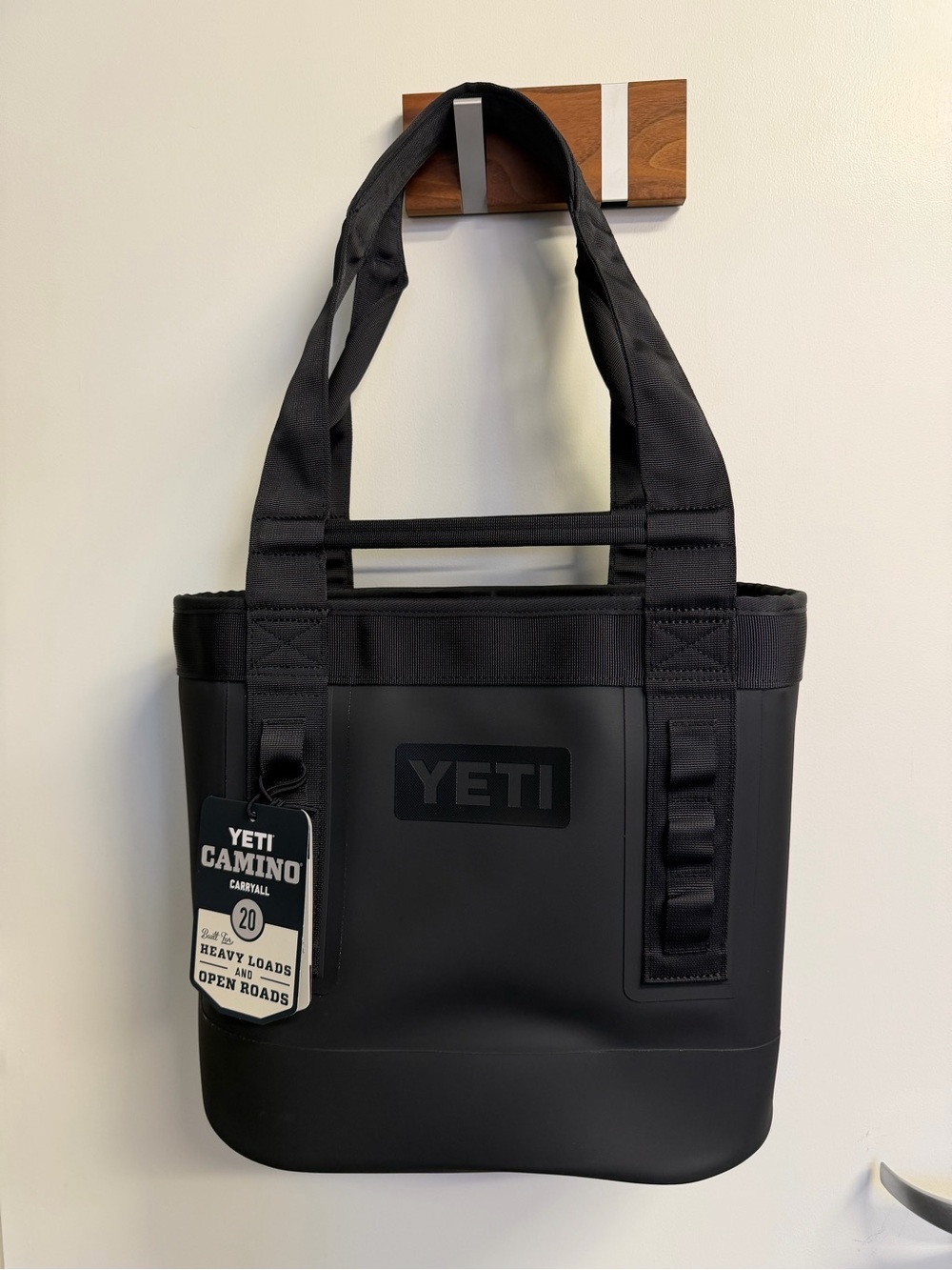 Brand New - YETI Camino 20 Carryall Tote Bag in Black